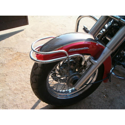 Yamaha Drag Star 650 Classic rám předního blatníku