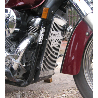 Honda VT 750 DC Black Widow kryt chladiče