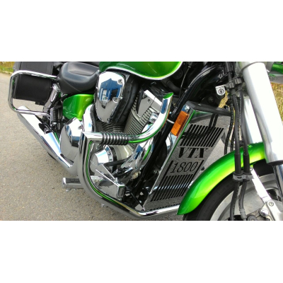 Honda VTX 1800 Custom kryt chladiče