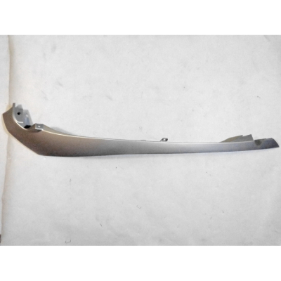 Podsedlový plast levý PIAGGIO Beverly 350