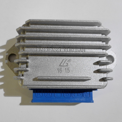 Regulátor dobíjení PIAGGIO Zip, ET, RST