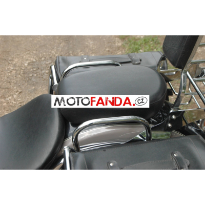 Yamaha Drag star XVS 1100 Classic/Custom madlo spolujezdce