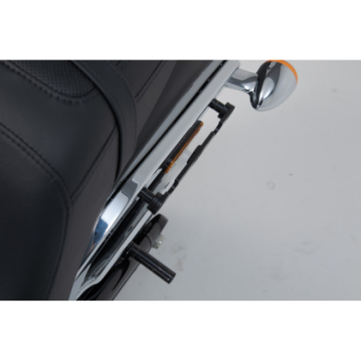 Harley-Davidson Softail Low Rider / S (17-) - nosič levý SLH SW-Motech