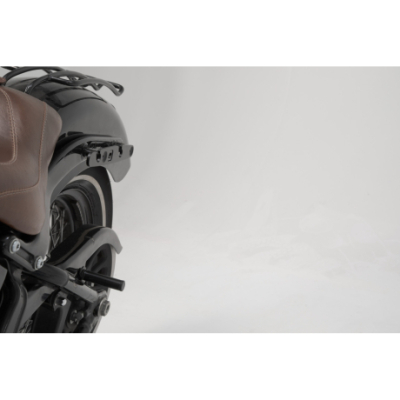 Harley-Davidson Softail Slim (12-17)  - boční nosič levý SLH  SW-Motech