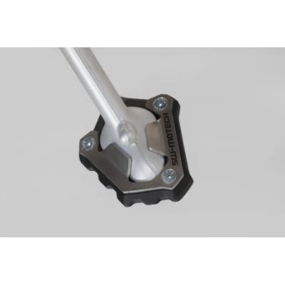 Triumph Scrambler1200XC/XE (18, Triumph Tiger 1200 GT Pro PV01 - rozšíření bočního stojánku  SW-Motech