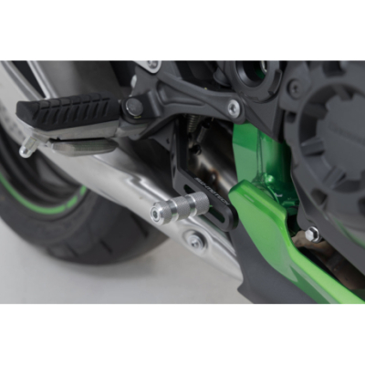 Kawasaki Z900 (16-)-brzdový pedál SW-Motech