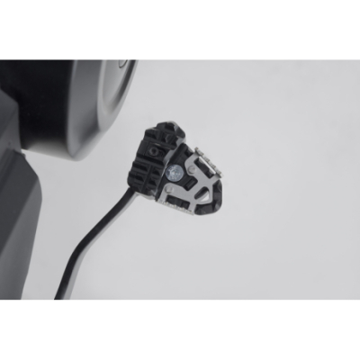 Triumph Tiger 900 Rally/Pro, Voge 650 DSX - rozšíření brzdového pedálu SW-Motech