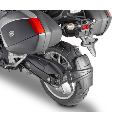 RM02 univerzální plastový blatníček GIVI, nutná montážní sada dle modelu motorky