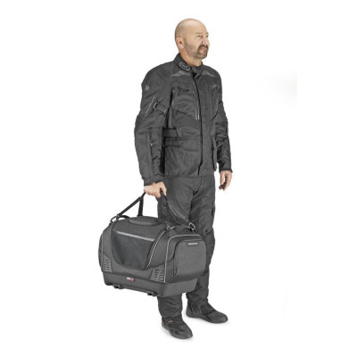 T525 cestovní zavazadlo GIVI s úchytem na MONOKEY, černé, objem 33 l., pro převoz zvířat