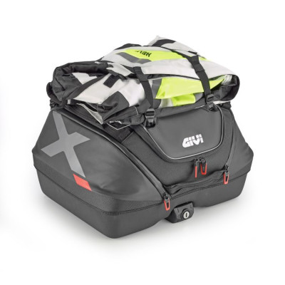 XL08B cestovní zavazadlo GIVI s úchytem na MONOKEY, černé, objem 40 l., s vnitřní vodotěsnou taškou