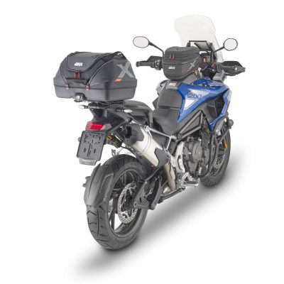 XL08B cestovní zavazadlo GIVI s úchytem na MONOKEY, černé, objem 40 l., s vnitřní vodotěsnou taškou