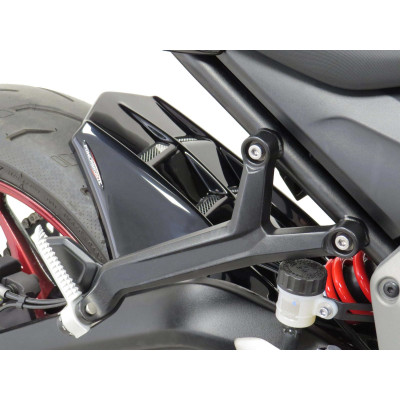 TRIUMPH DAYTONA 660 24-25 Zadní blatník