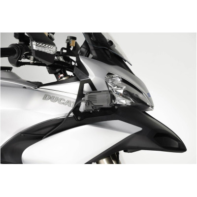 HAWK světlo hořeNavrženo pro Ducati Multistrada 1200 a Multistrada 1200 S (10-14)Chcete-li připojit na stávající montážní bodyBa