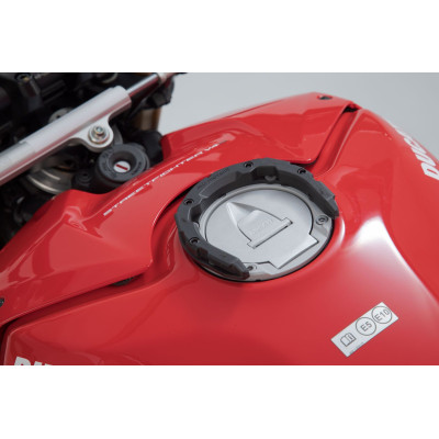 PRO Tankring

U tohoto modelu tankového kroužku PRO je továrně instalovaná náplň nádrže nahrazena adaptérem cisternového krouž