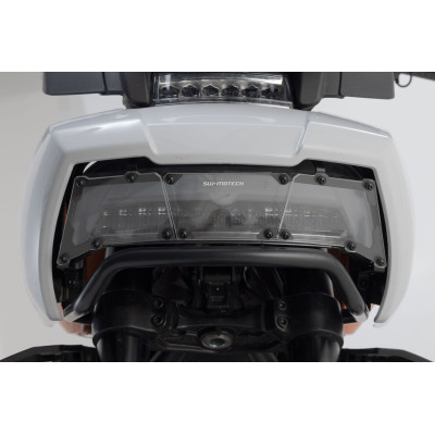 Zahrnuto v dodávce1 x  Montážní návodMontážní materiálPodrobnostiMateriál:  OcelPovrch: práškově lakovanýBarva: černáCelková hmo