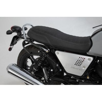 Systém SysBag WP S/STento systém obsahuje odpovídající boční nosiče SLC a dvě brašny SysBag WP S pro Moto Guzzi V7 III. Systém S