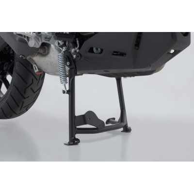 Středový stojan

Nezničitelná, ale lehká konstrukce z ocelových trubek nabízí nejlepší úhel a světlou výšku, usnadňuje zvedání