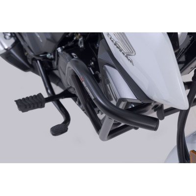 Padací lišta

Tyto padací tyče vyrobené z ocelových trubek o průměru 27 mm jsou opatřeny práškovým lakem odolným proti povětrn