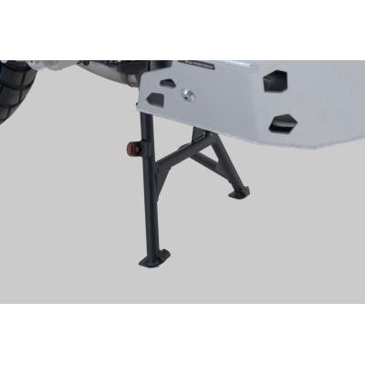 Středový stojan

Díky nové technologii lze nyní středový stojan Honda XL Transalp namontovat bez námahy: pružina se volně zahá