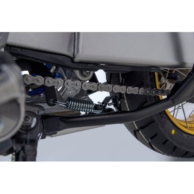 Středový stojan

SW-MOTECH navrhl tento středový stojan speciálně pro Honda Africa Twin CRF1100L Adventure Sports ES.

Nezni