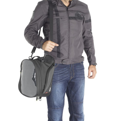 EA143B tankruksak GIVI "TANKLOCK" se základnou pro enduro, černý, rozšiřitelný, od 2023