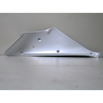 Vnitřní panel boční kapotáže Yamaha YZF-R1, pravý