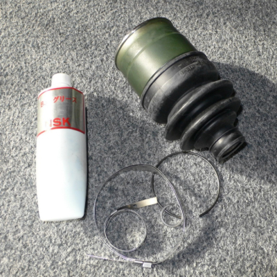 Kloub poloosy předního kola Yamaha YFM600 Grizzly