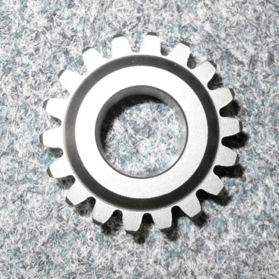 Převodové kolečko - 2nd 18 zubů, Yamaha FJ1100/1200