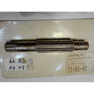 Výstupní hřídel APRILIA TUAREG