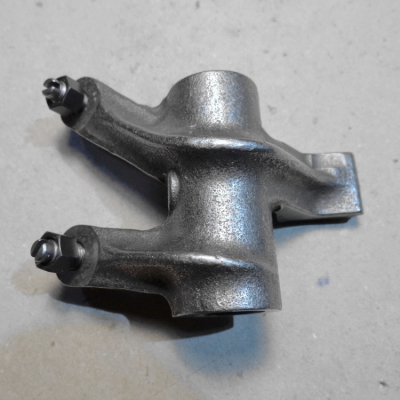 Vahadlo sacích ventilů GILLERA/PIAGGIO