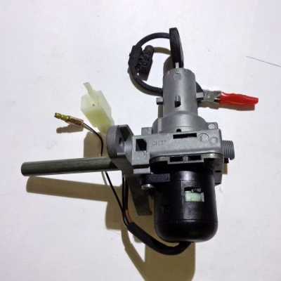 Zapalování s klíčem Yamaha YP125